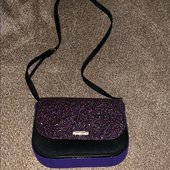 kate spade Handbags - Kate Spade Laurel Way Large Glitter Carsen bag